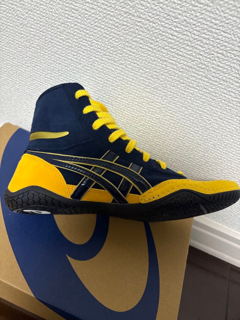asics レスリングシューズ　ボクシング　23.5cm