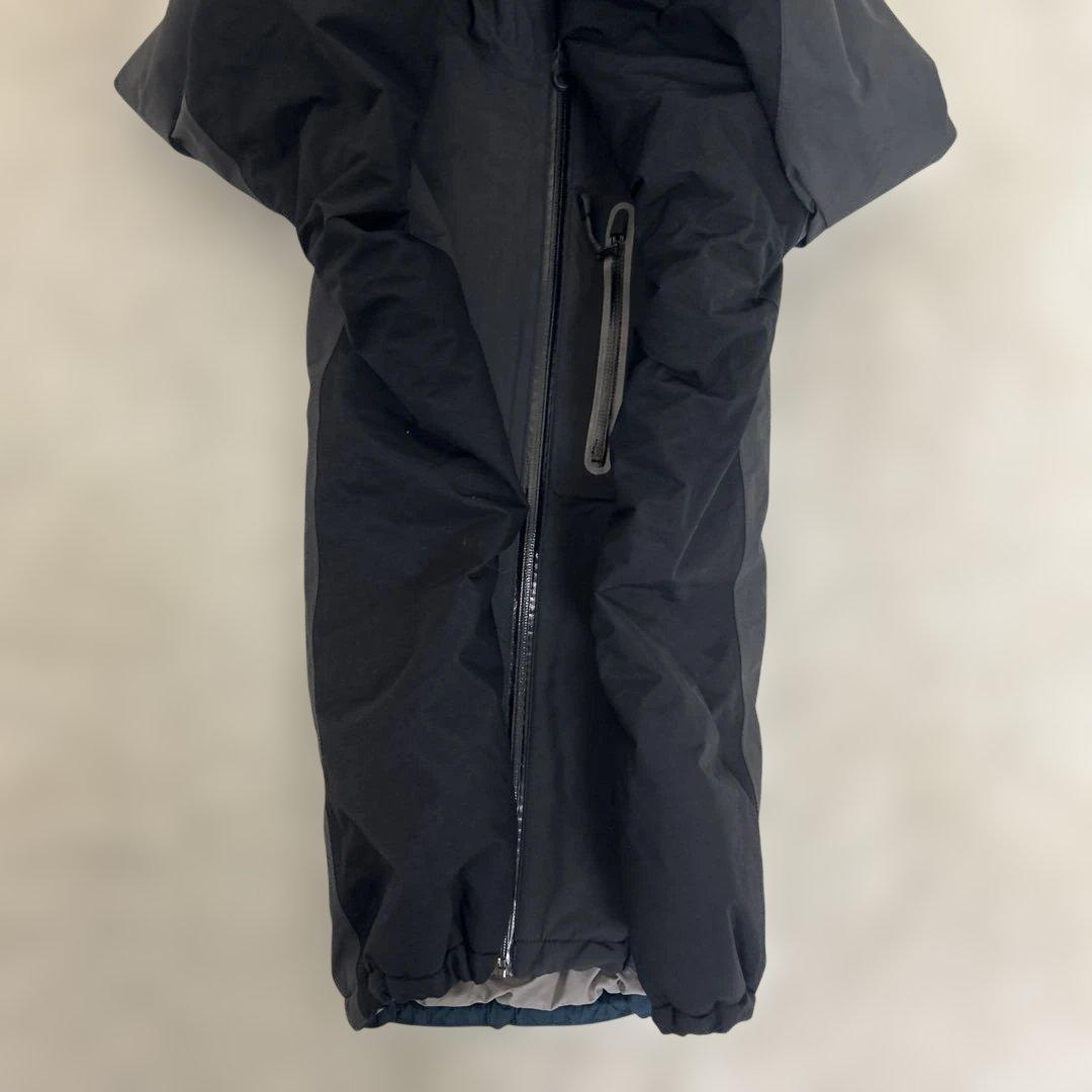 【美品】モンベル　スキーウエア　ダウンジャケット　Mサイズ　グレー　ブラック