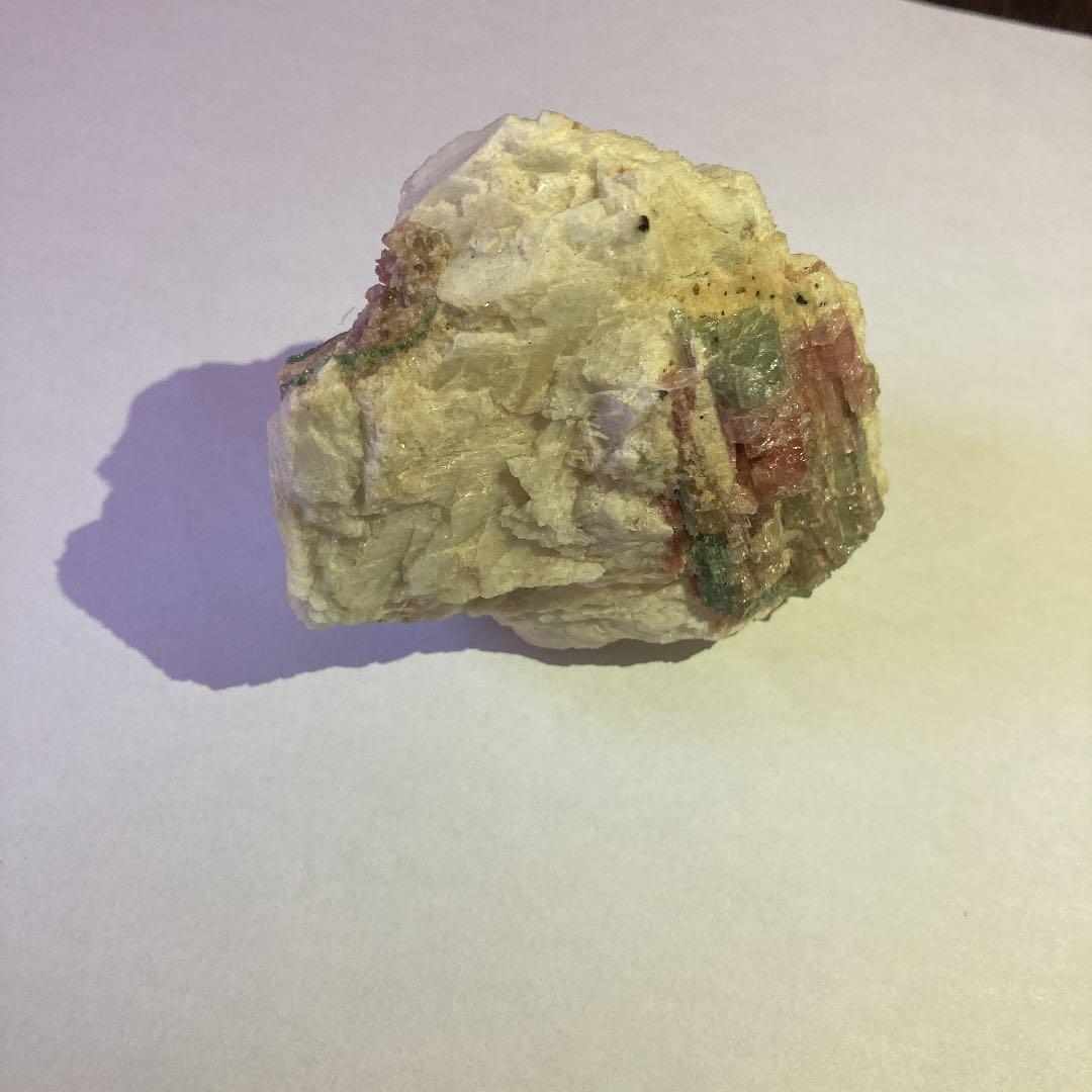 バイカラートルマリン 母岩付き原石