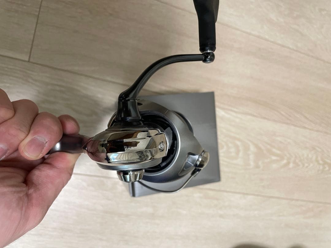 ダイワ 25カルディアLT4000-CXH 箱だしのみ新品