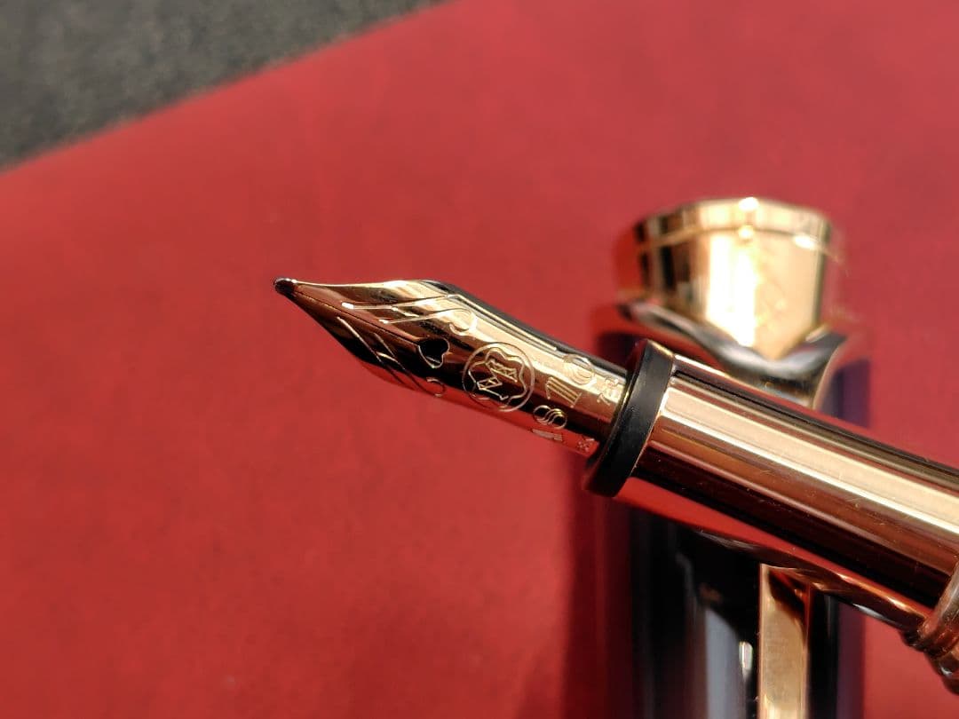 モンブラン プリンセス・グレース・デ・モナコ 106631 万年筆