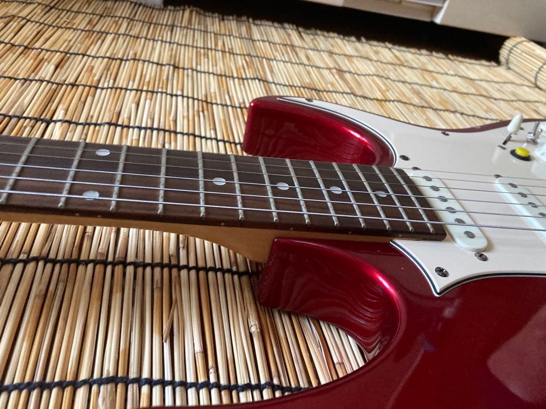 ☆鮮やかなメタリックレッド　新機能満載　Ibanez GIO ST