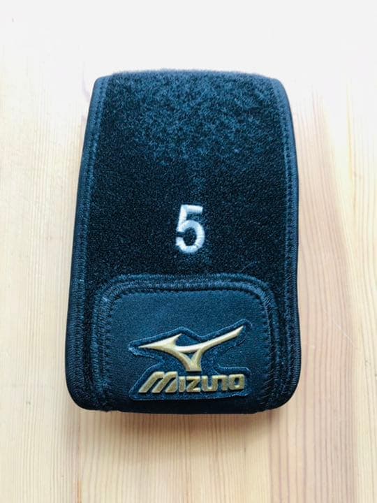 松田宣浩/ソフトバンクホークス5 ミズノ　リストガード　２０１０年頃　実使用品