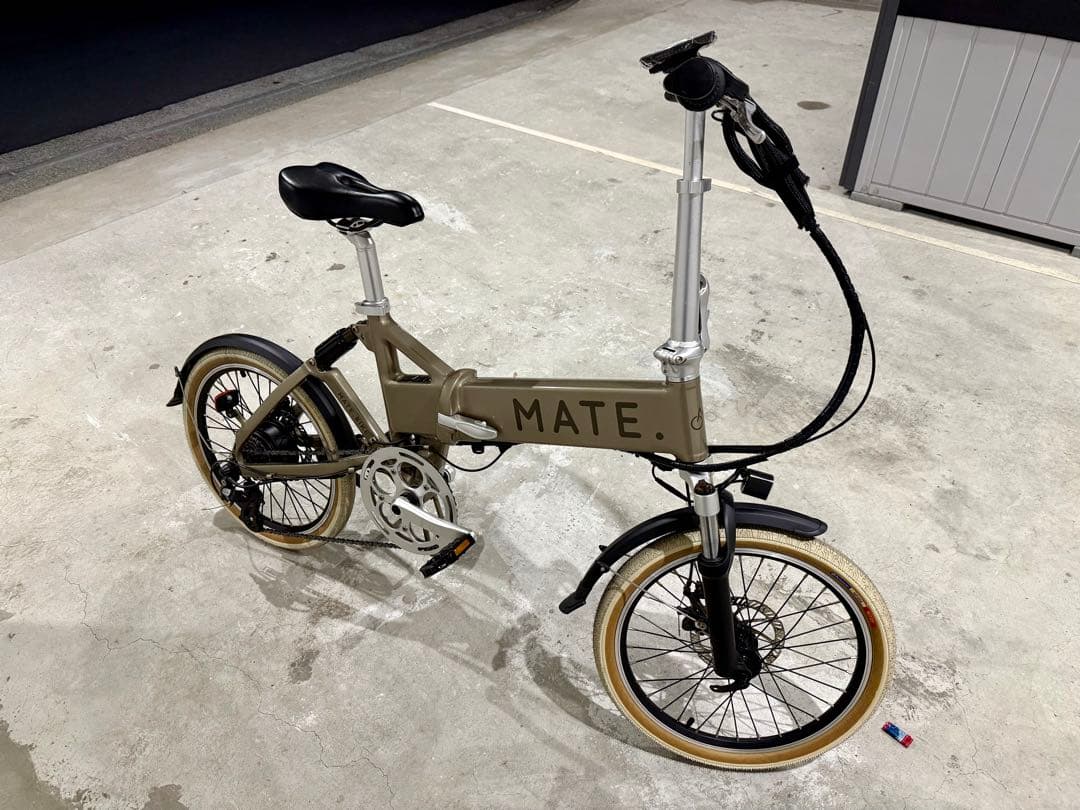 美品 正規品 MATY CITY GOLD 走行距離390km 室内保管