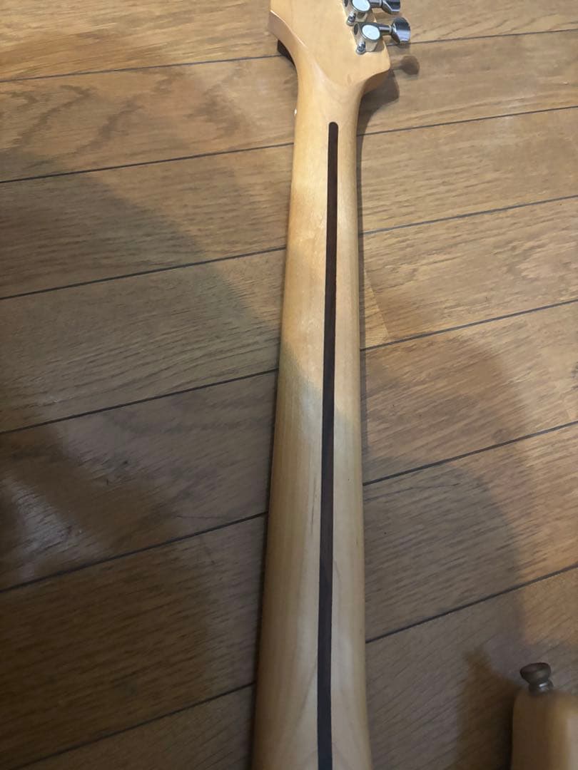 メーカー不明ナチュラルサテンストラトキャスター