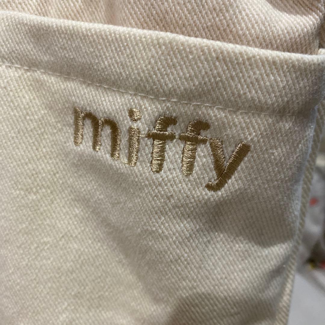 NOUTTI】MIFFY SLING BAG Sサイズ　新品のおまけ付き