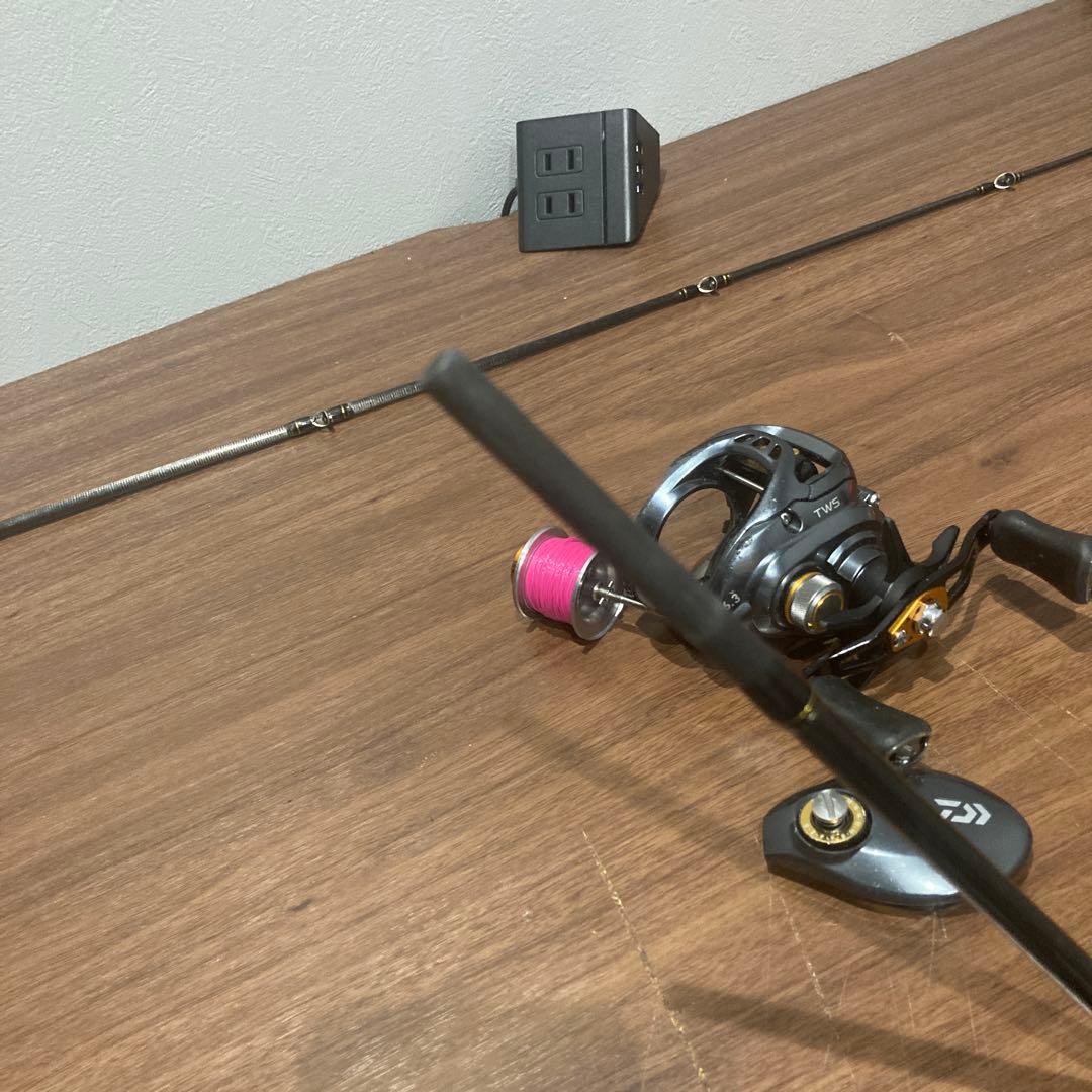 N*u様 ナマズ、バス釣り用　ベイトロッド、リール