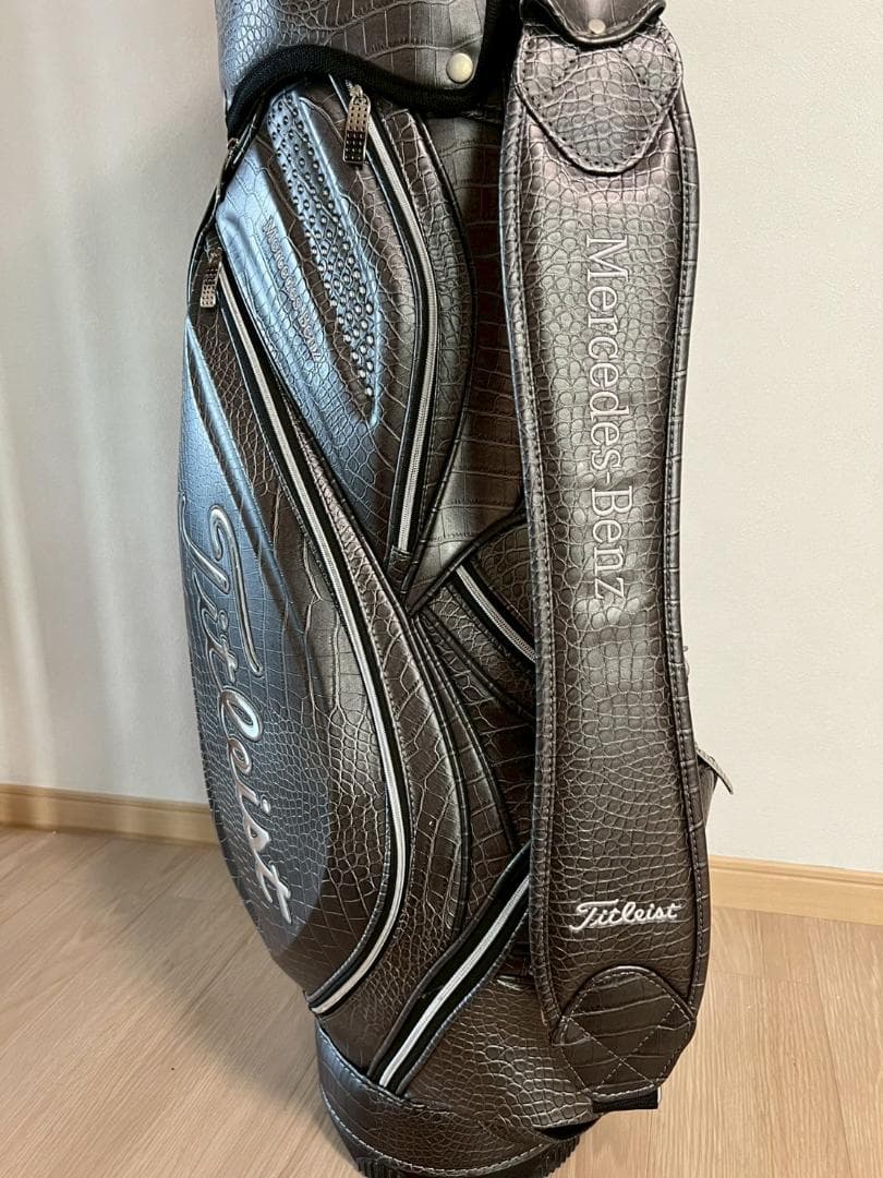 【極美品】タイトリスト Mercedes-Benz ゴルフバッグ　パーリーゲイツ