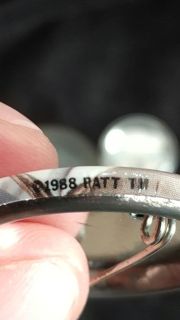 【希少】RATT・KISS ポール・スタンレー缶バッジ 当時物