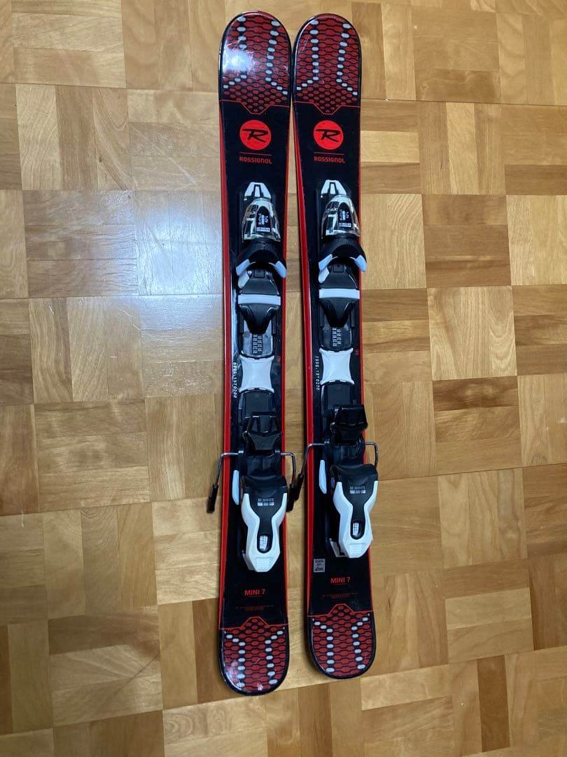 ROSSIGNOL 黒 赤 バインディング付き　大人用ショートスキー　100㎝