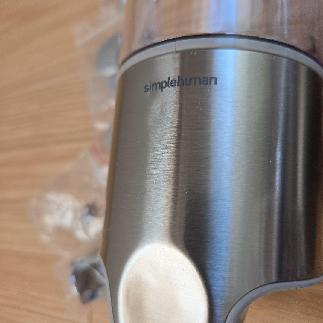 simplehuman ウォールマウントポンプ　444ml×3