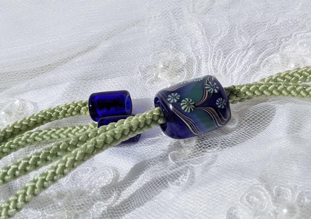 吉田正子トンボ玉（貳拾）　「江戸組み紐」ネックレス　ガラス玉に込めた日本画