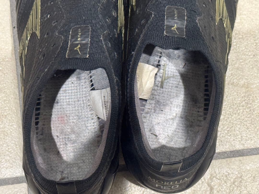 モレリア NEO 4 β ミズノ　サッカースパイク　24センチ　中古