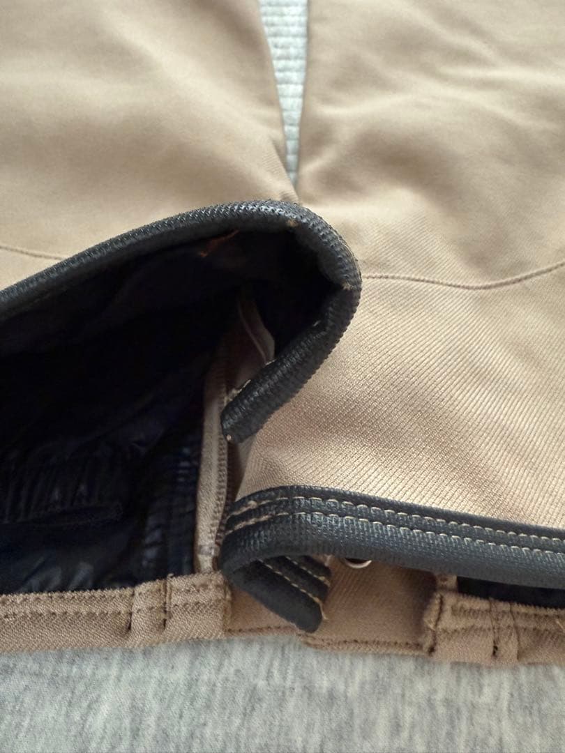 VOLCOM スノーボードパンツ