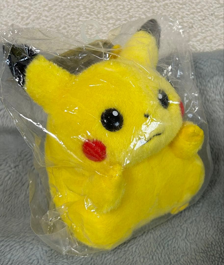 あ*中様 TOMY ポケットモンスター ピカチュウ タグ付き 未開封　お腹を押す