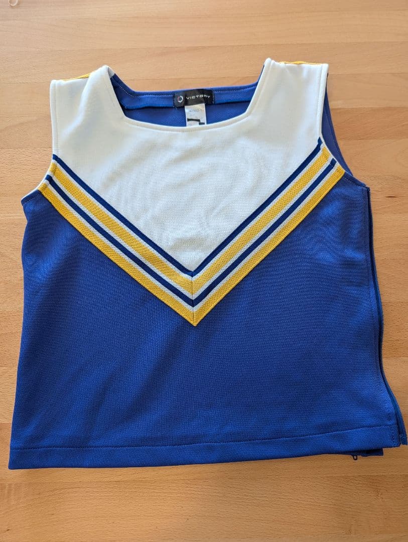 横浜体育クラブ チア　ユニフォーム　Sサイズ