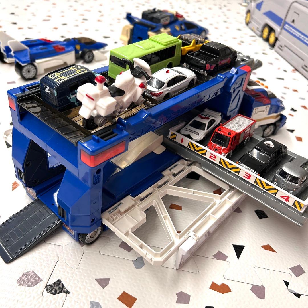 【新品電池交換済み】トミカ マグナムパトレーラー ハイパーブルーポリス おもちゃ