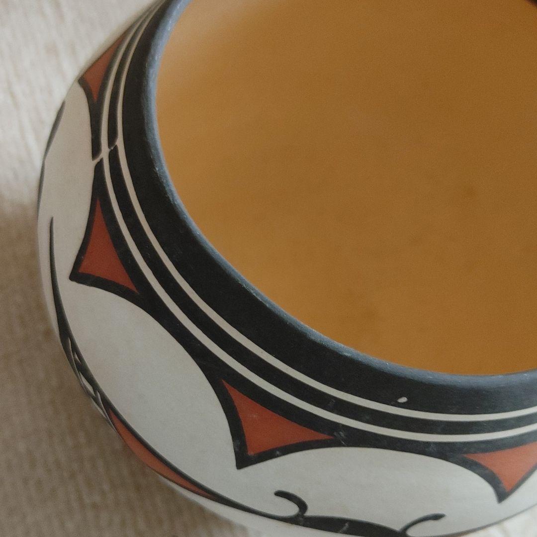 ズニZUNI ポタリー　ネイティブアメリカン　インディアンジュエリー