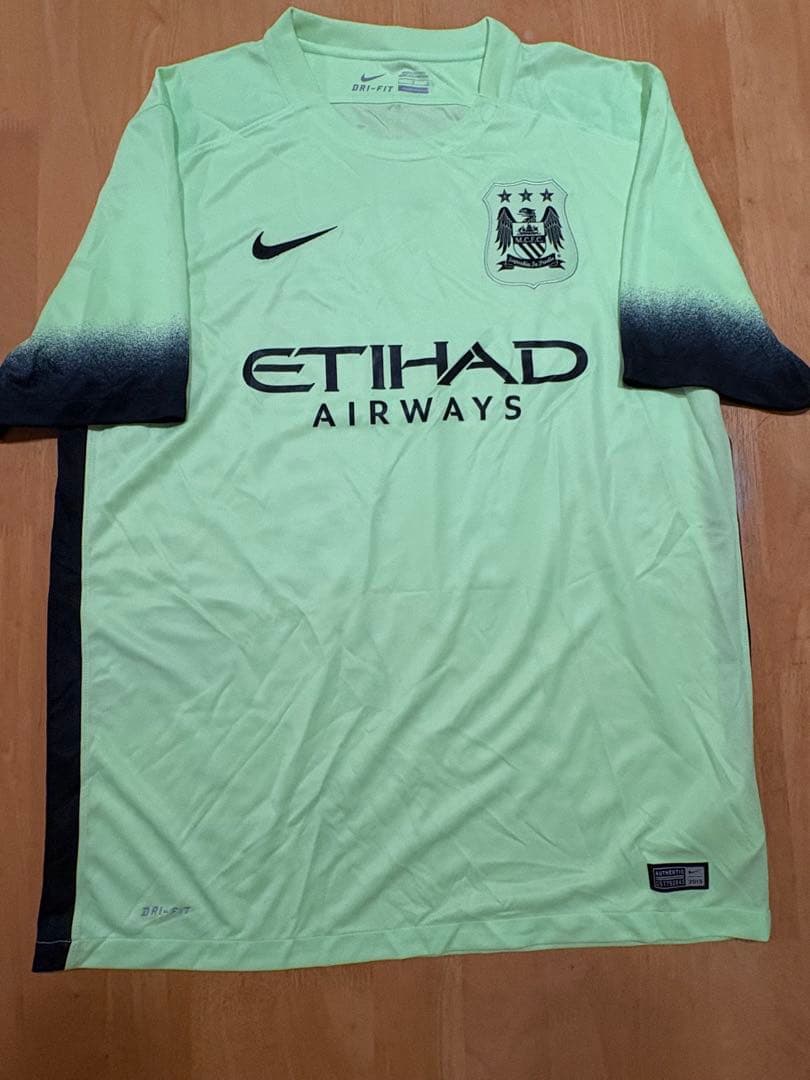 正規品 中古 美品 マンチェスターシティ15/16 3rd L アグエロ
