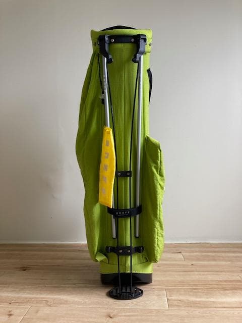 ONOFF★オノフ★9.0型★軽量★スタンド型ゴルフ キャディバック