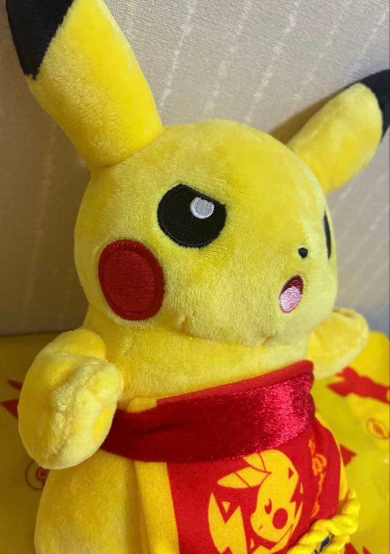 【タグ付き】 ポケモンセンターDX 1周年記念 ピカチュウ 力士風 ぬいぐるみ