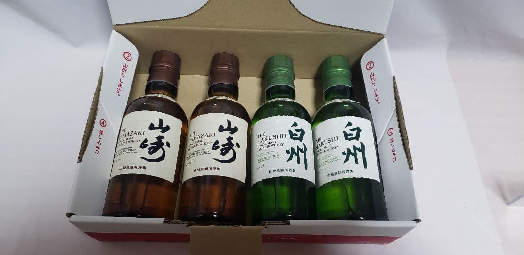 山崎・白州ウイスキーミニボトル4本セット 180 m　NA