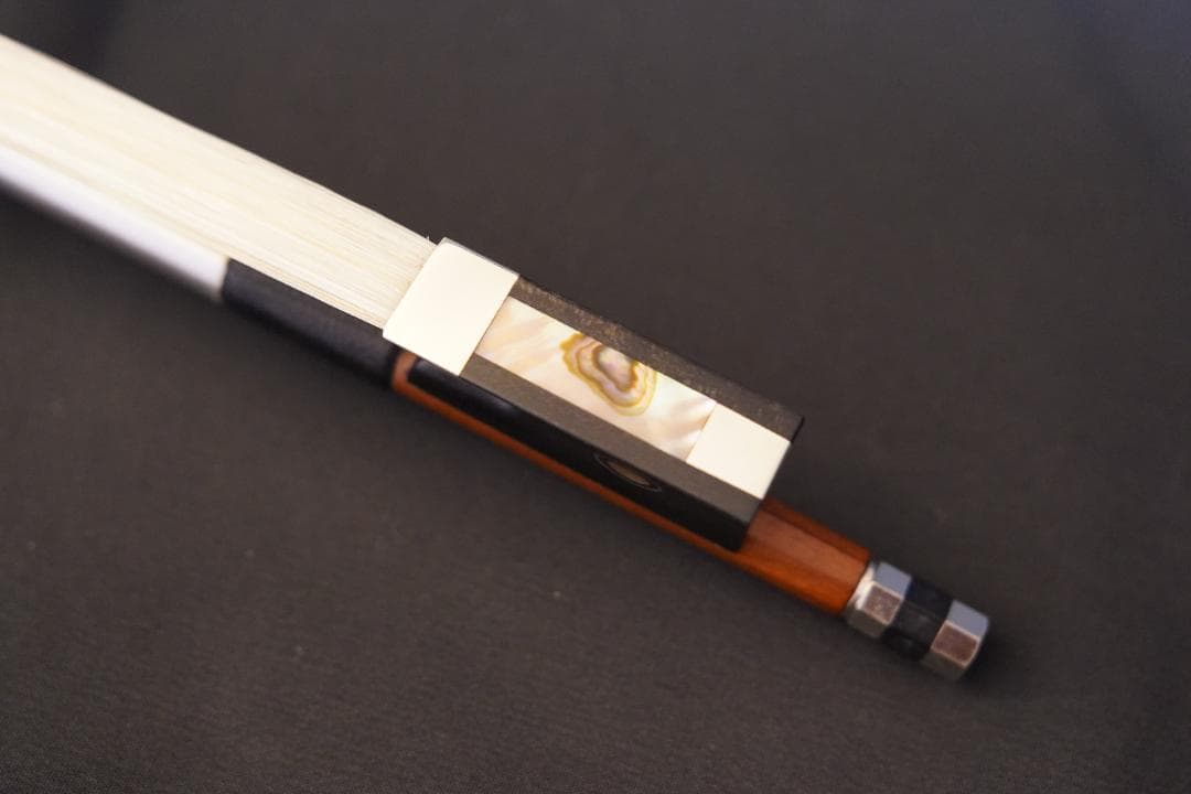 メロディー様　バイオリン　弓　フェルナンブーコ　新品　1/2 ☆2