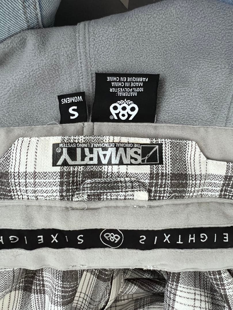 686 six eight six スノーボードウェア　スキーウェア　パンツ　S