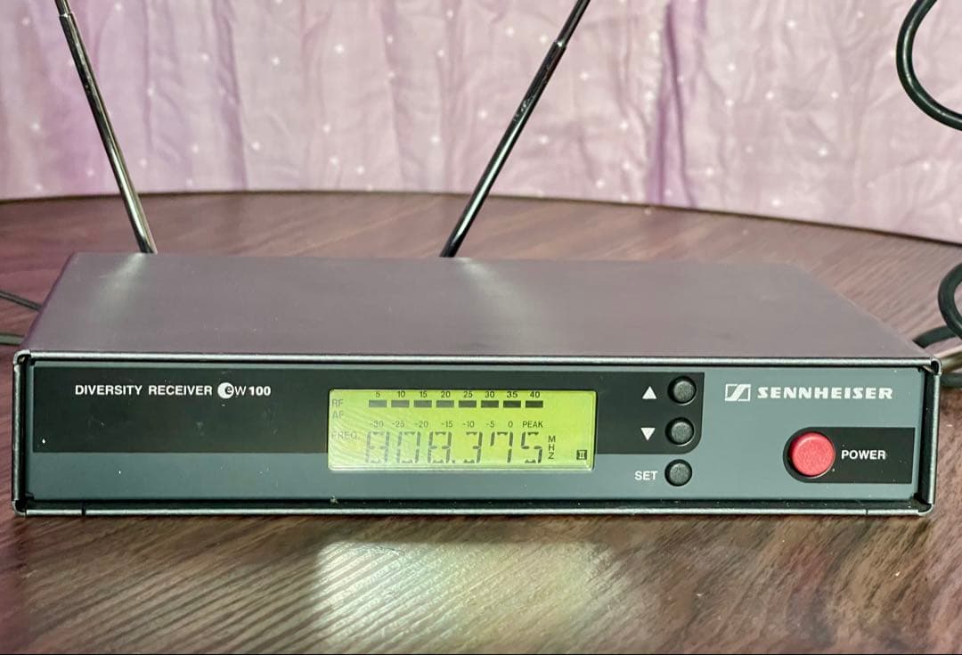 ⑥Sennheiser EW100 B帯 ワイヤレスシステム ラベリアマイク付き