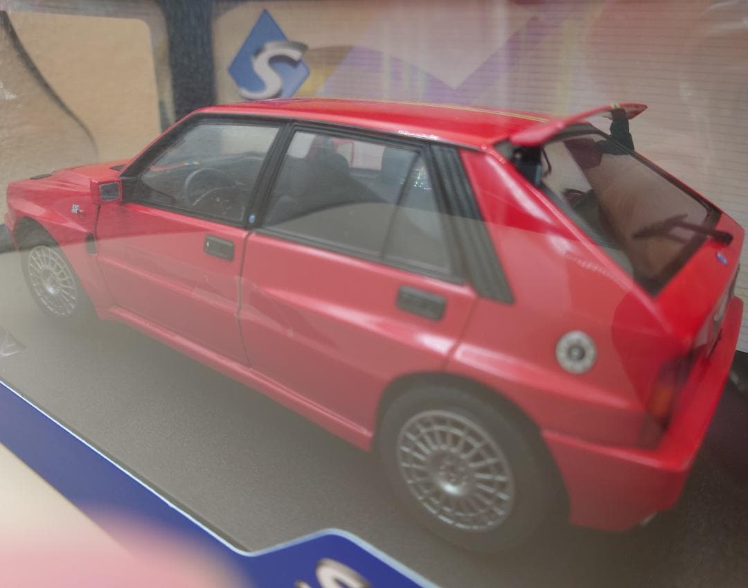 1/18 ランチア デルタ HF インテグラーレ 最終限定版 1995 レッド