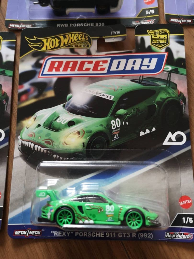ホットウィール　RWBポルシェ930　REXYポルシェ911GT3 R