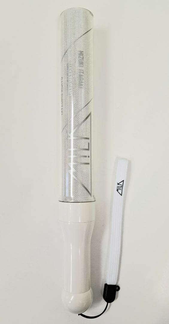 M!LK Treasure Treasure カラチェン ペンライト（G977）