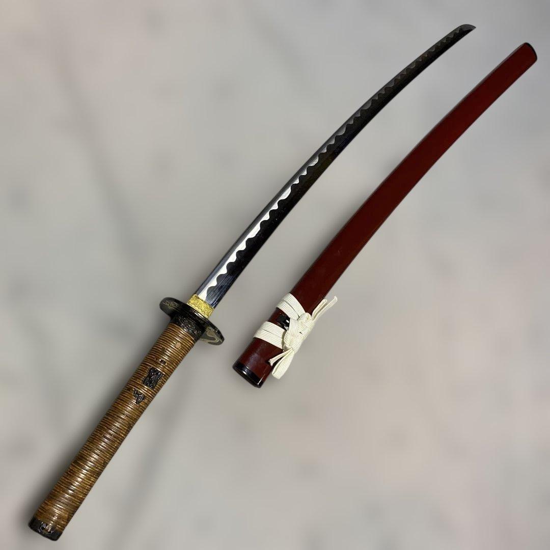 高級模造大刀 藤巻柄 竹笹図木瓜鍔 小豆色呂鞘