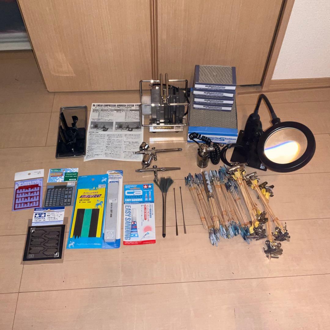Mr.リニアコンプレッサーL5 エアーブラシ2本ウェーブ ルーペスタンドLED他