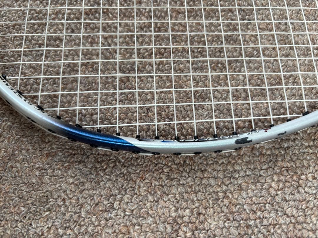 バドミントンラケット Nano speed 7700