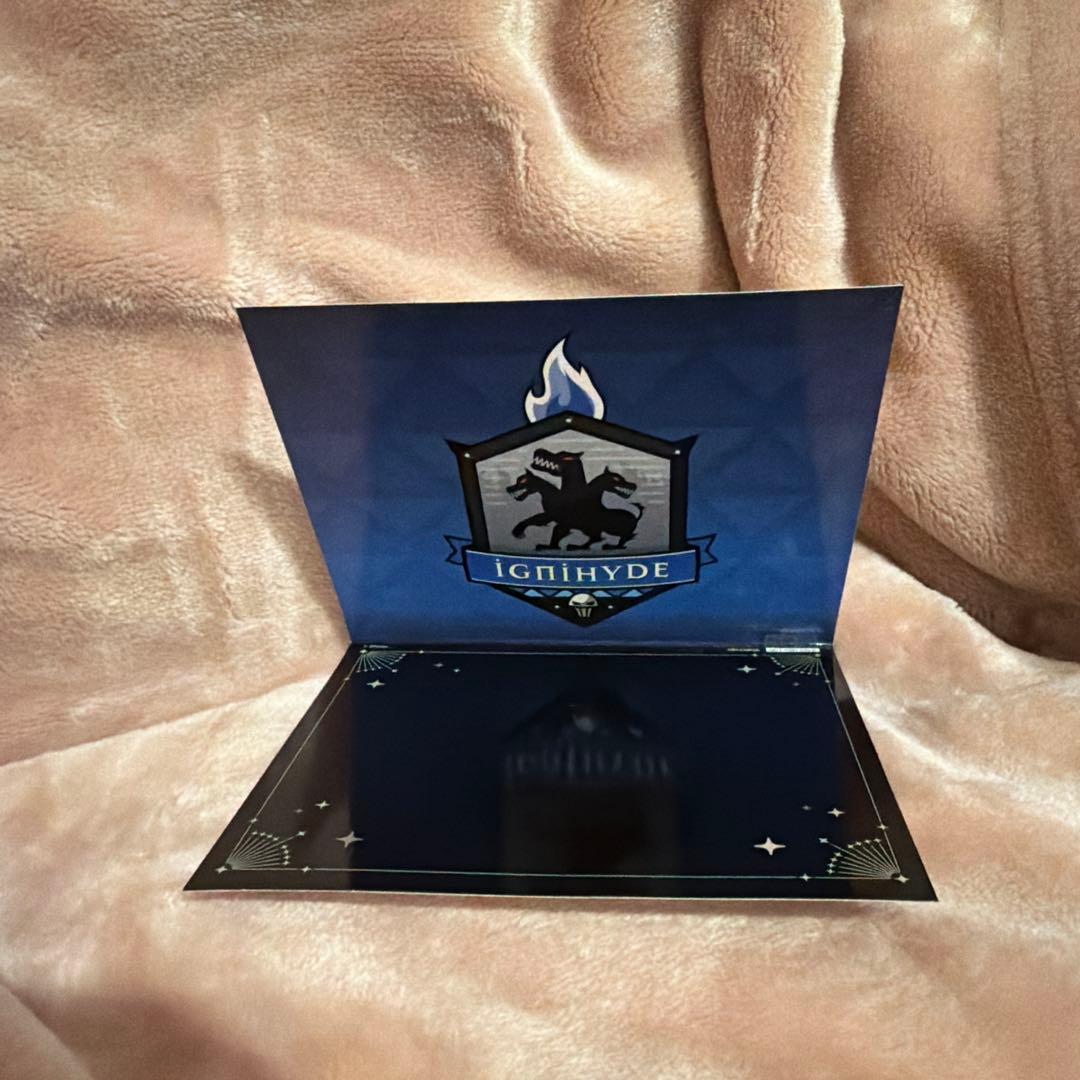 ツイステ イデアシュラウド るかっぷ フィギュア