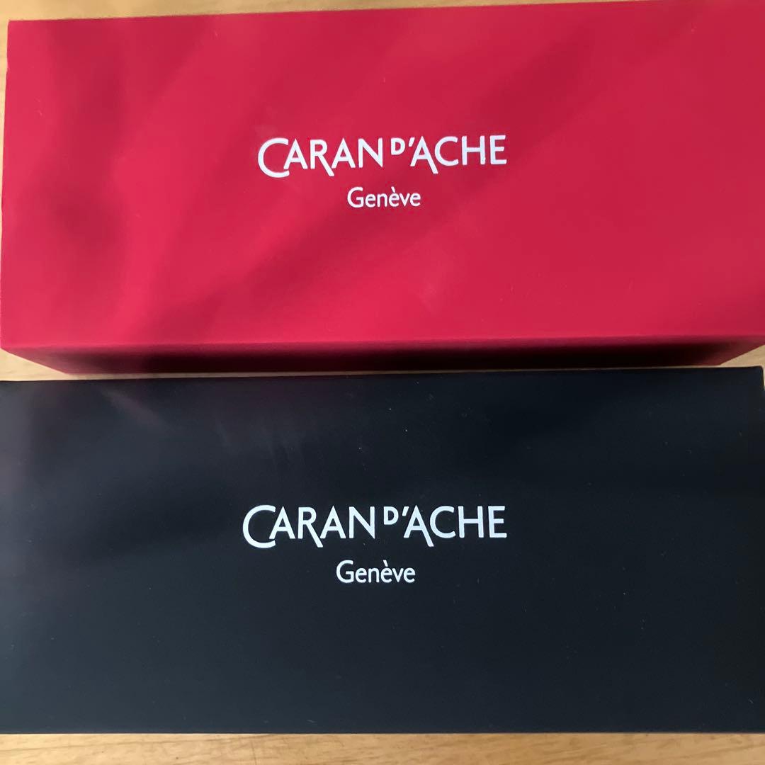 CARAN D'ACHE ボールペン シルバー