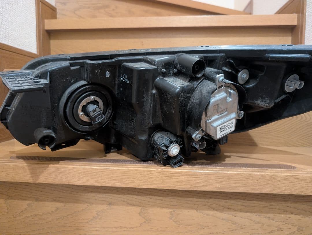 ホンダ　フリード　右　ヘッドライト　GB系