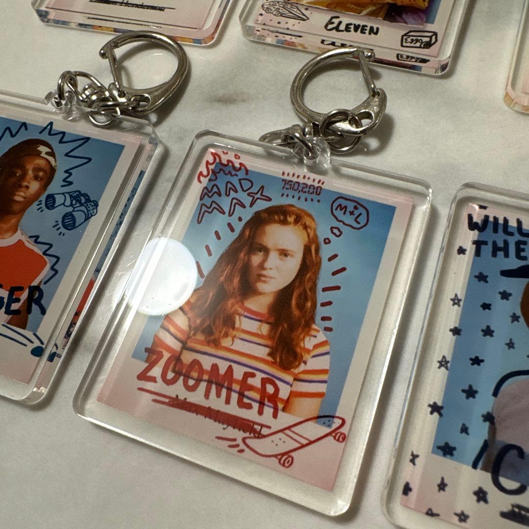 A*a様 ストレンジャー・シングス　落書きデザイン キーホルダー全6種類セット