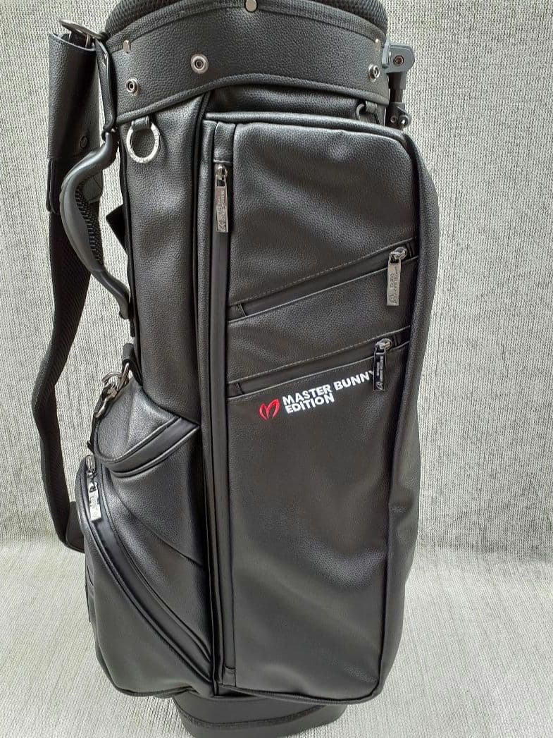 お買い得 正規品 マスターバニースタンド式キャディバッグ 本革の 様な素材
