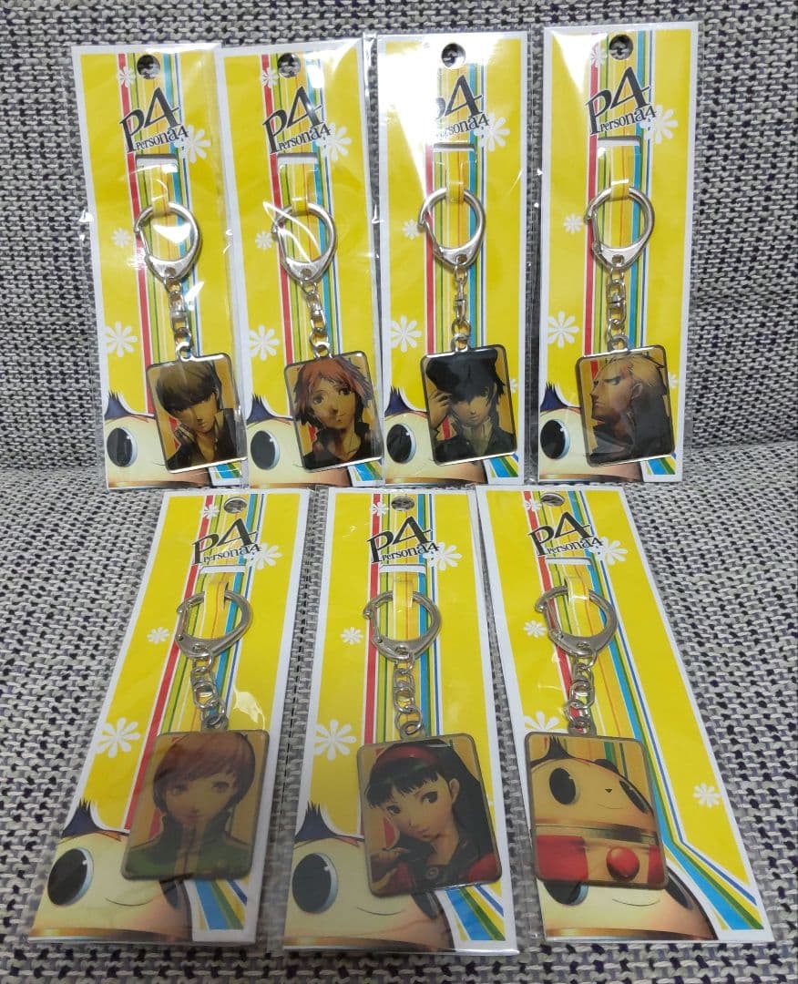 ペルソナ4　キーホルダー　主人公　花村陽介　白鐘直斗　巽完二　天城雪子　里中千枝