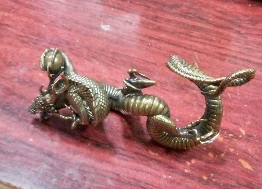 金運、開運、福神、ドラゴン彫刻（金運、開運、縁起もの）新品、未使用