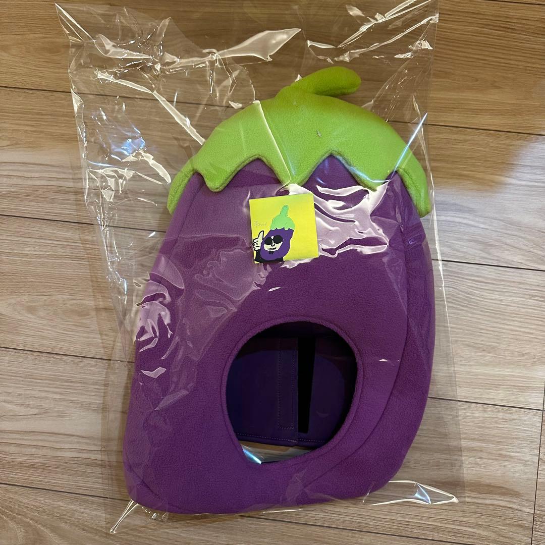 本物のナスビの被り物 天竺鼠 川原 茄子