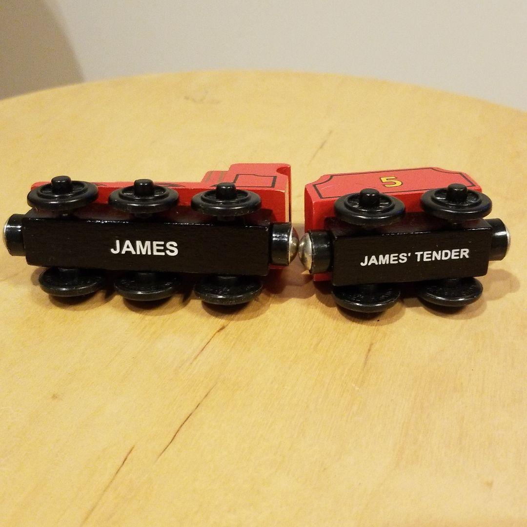 きかんしゃトーマス　木製レールシリーズ　ジェームス