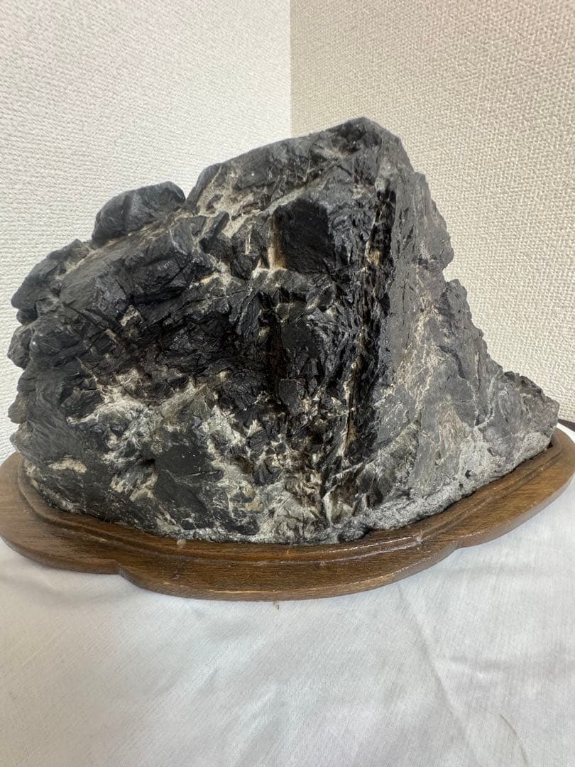 石製 山の形 置物 木製台座付き