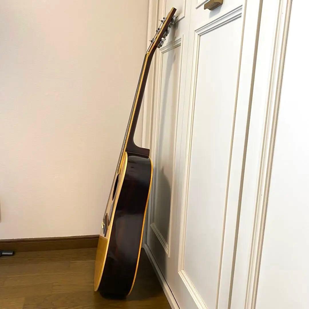 ヤマハ　YAMAHA アコースティックギター　FG201