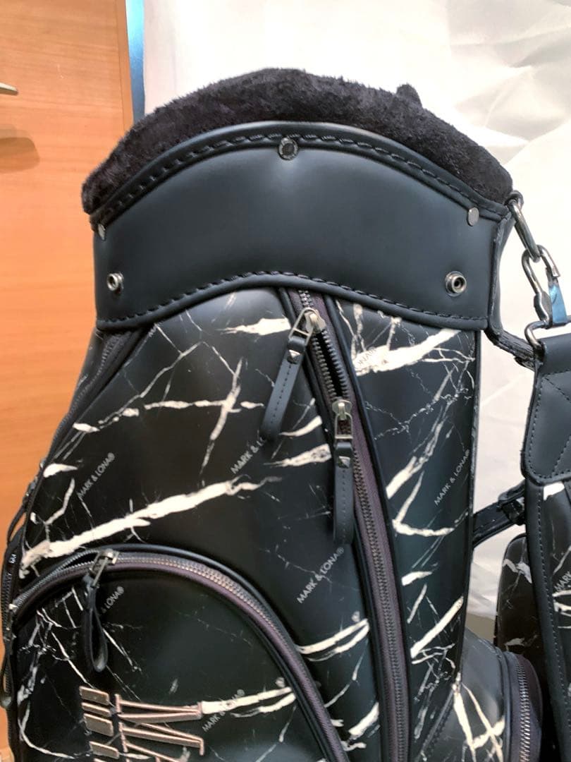 希少　即完売　マークアンドロナ　mark&lona キャディバッグ　大理石柄