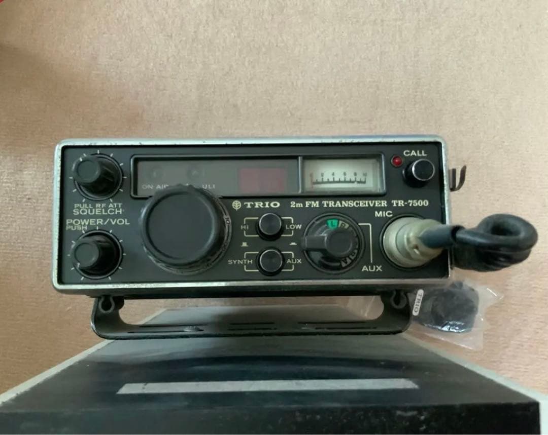 トランシーバー TRIO 2m FM TRANSCEIVER TR-7500