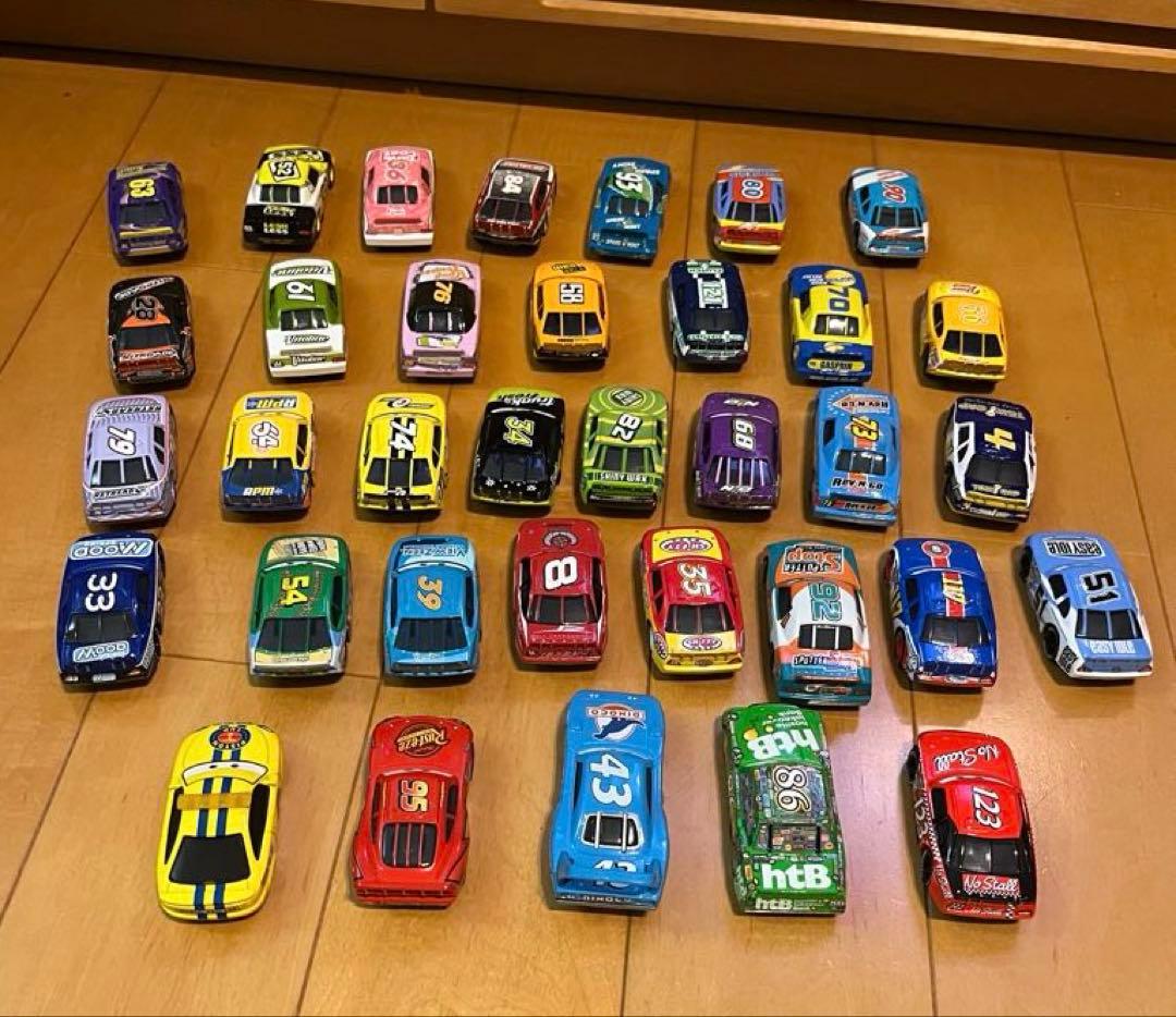 マテルカーズピストンカップレーサー34台［32台ラバータイヤ］ペースカーのセット