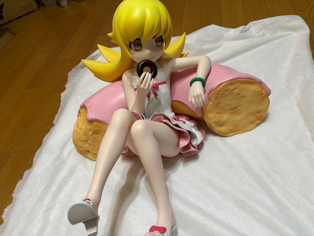 【入手困難】化物語 忍野忍　約50cm 受注生産限定アクリルケース付き